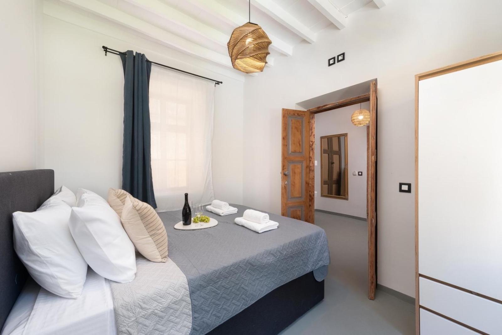 Lägenhet 3-4 Bedrooms In Old Town *